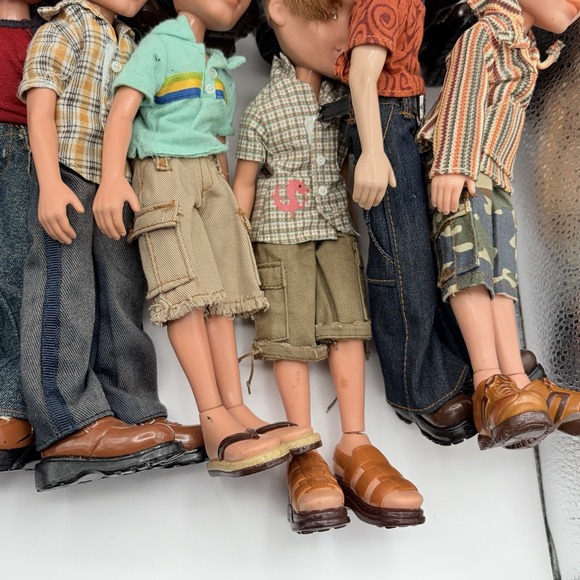 Bratz Boyz Lot Of Boy Dolls Dressed With Shoes MGA Lot Of 18 - Picture 9 of 11